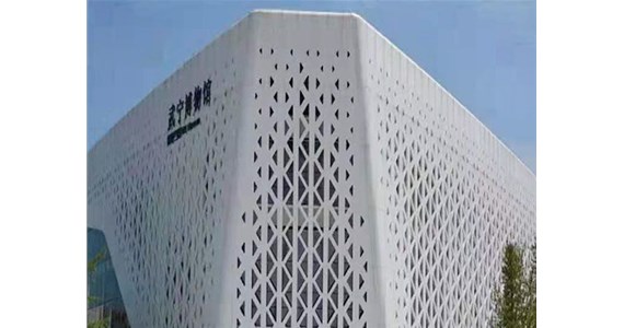 云南铝单板厂告诉您为什么要选择铝单板幕墙
